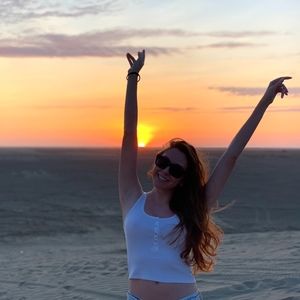 Meet your Posher, Shirley